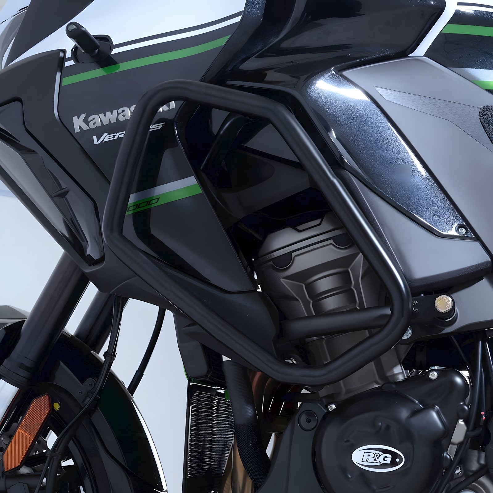 BARRE PARAMOTORE PROTEZIONE ADVENTURE R&G PER KAWASAKI VERSYS 1000 2019 2020 NERO PROTEZIONE MOTORE