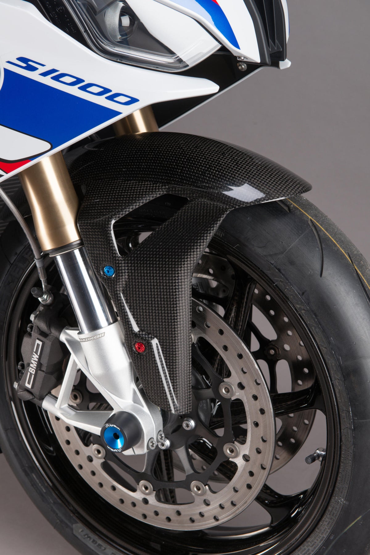 PARAFANGO ANTERIORE IN CARBONIO LIGHTECH COMPATIBILE PER BMW S 1000 R 2021 > 2024 1 PEZZO NERO LUCIDO CARB1910