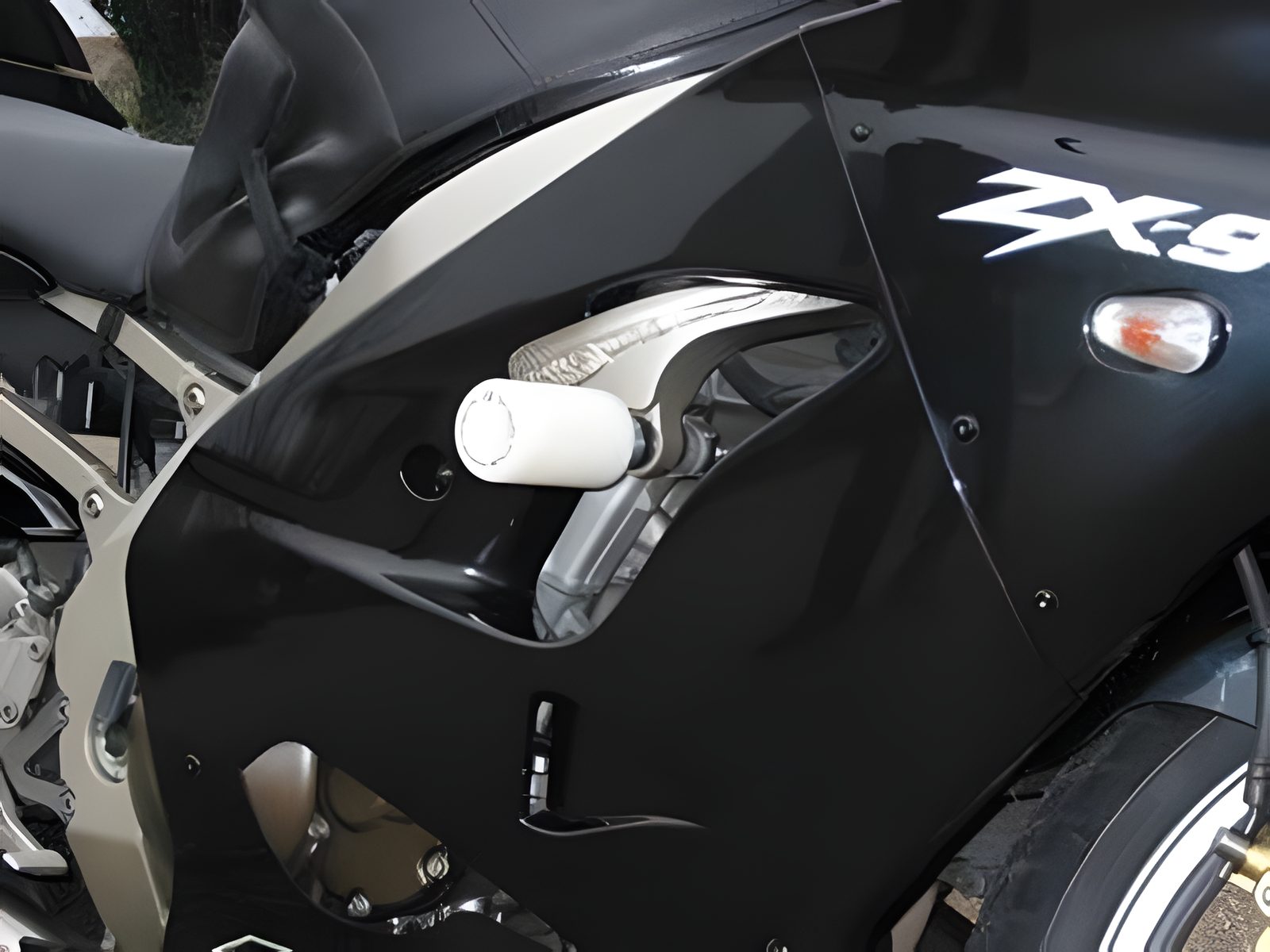 R&G PROTEZIONE TAMPONI CLASSIC PER KAWASAKI ZX9 R F 2002 2003 NO MOD CP0084BL