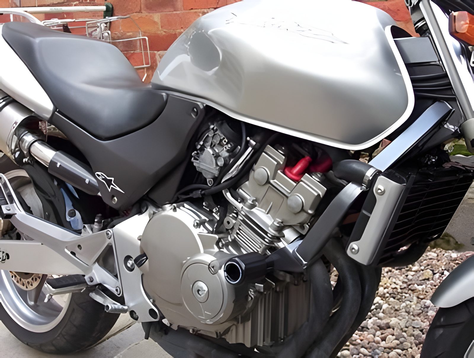 PROTEZIONI TELAIO TAMPONI R&G PER HONDA CB 250 HORNET NO FORI CARENA CP0087BL