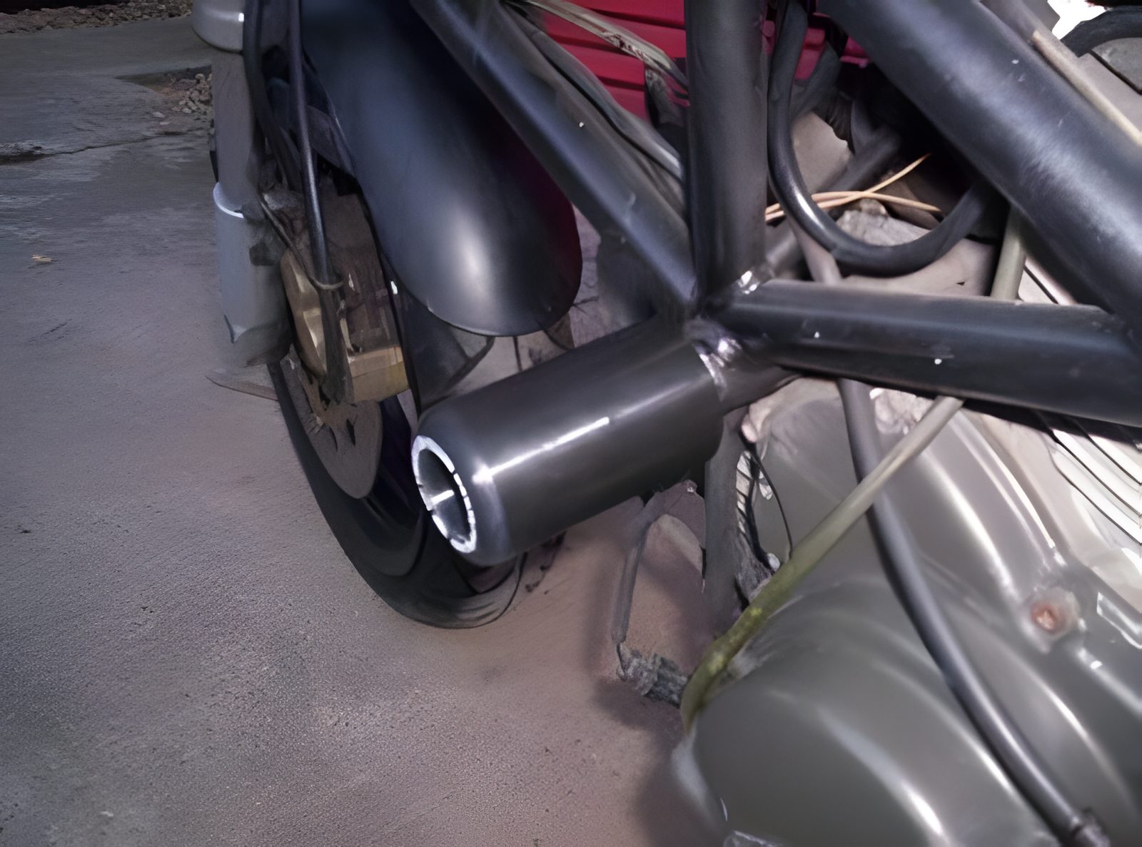 R&G PROTEZIONE TAMPONI ANTICADUTA CLASSIC STYLE PER DUCATI MONSTER 1992 > 2000