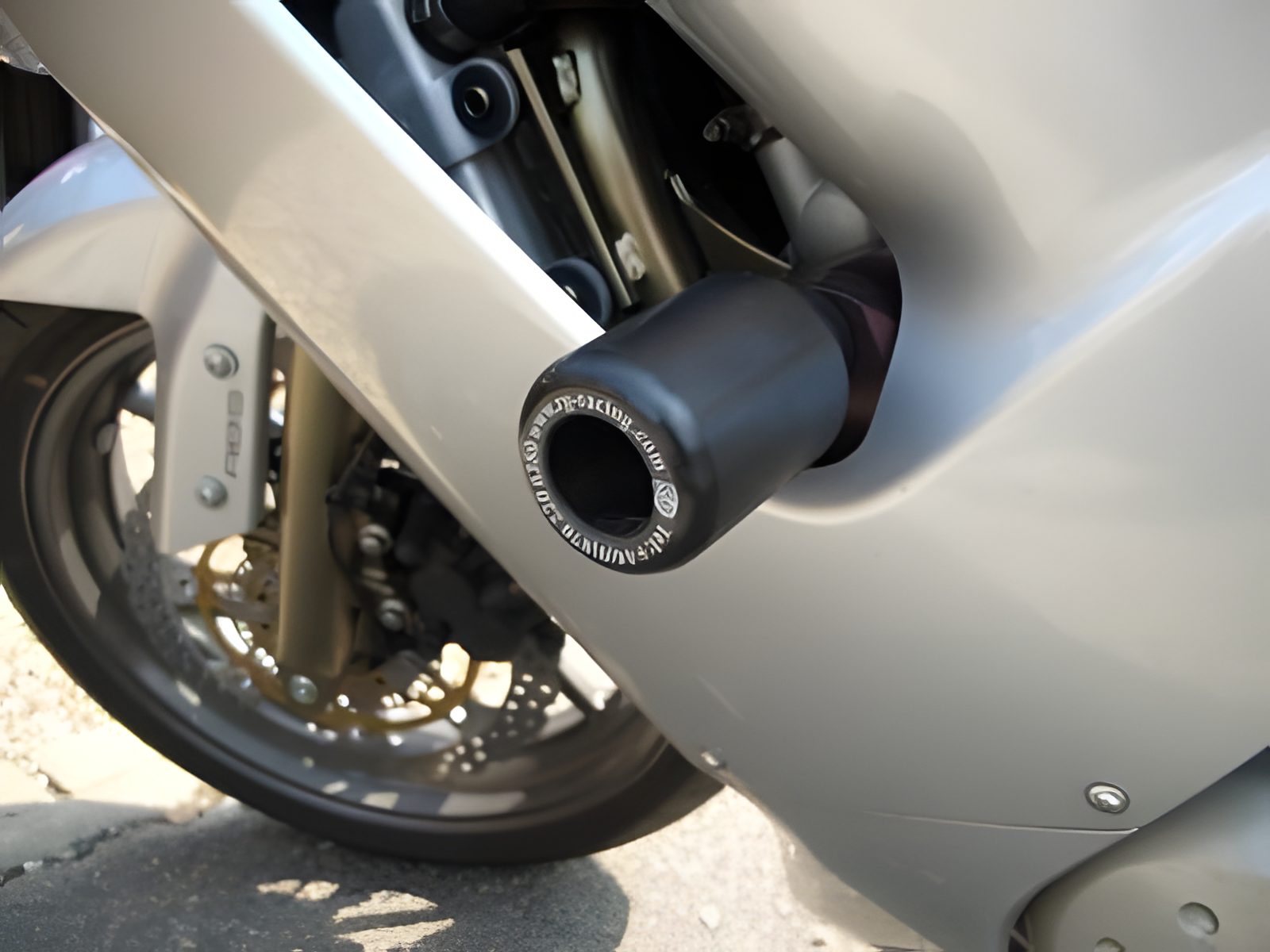 R&G PROTEZIONE TAMPONI ANTICADUTA CLASSIC STYLE PER KAWASAKI ER-6F 2006 > 2008