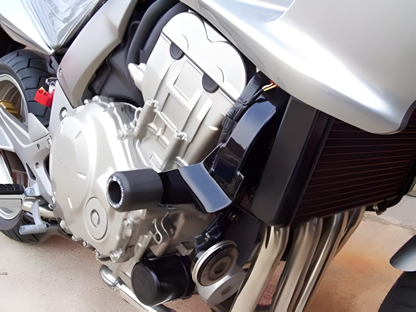 R&G PROTEZIONE TAMPONI ANTICADUTA CLASSIC PER HONDA CBF 1000 ABS 2006 > 2009