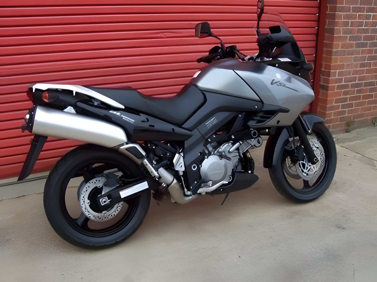 R&G PROTEZIONE TAMPONI ANTICADUTA CLASSIC PER SUZUKI DL 1000 V-STROM 2006 > 2013