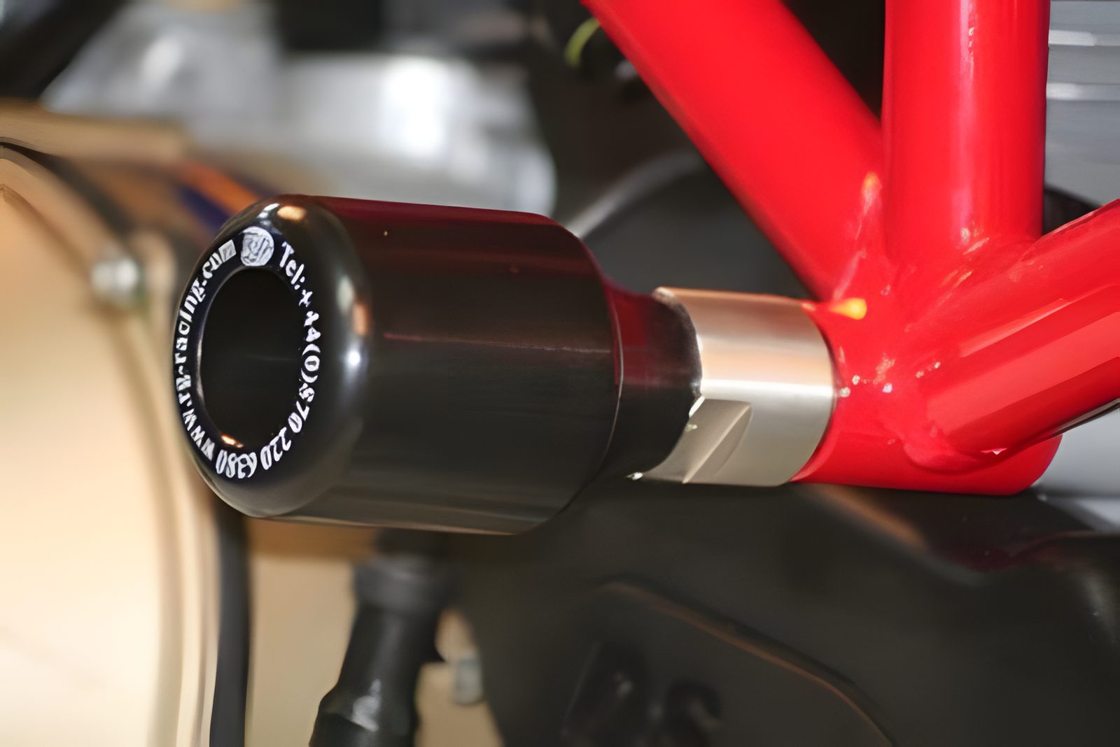 R&G PROTEZIONE TAMPONI CLASSIC STYLE PER DUCATI HYPERMOTARD 1100 2007 > 2012
