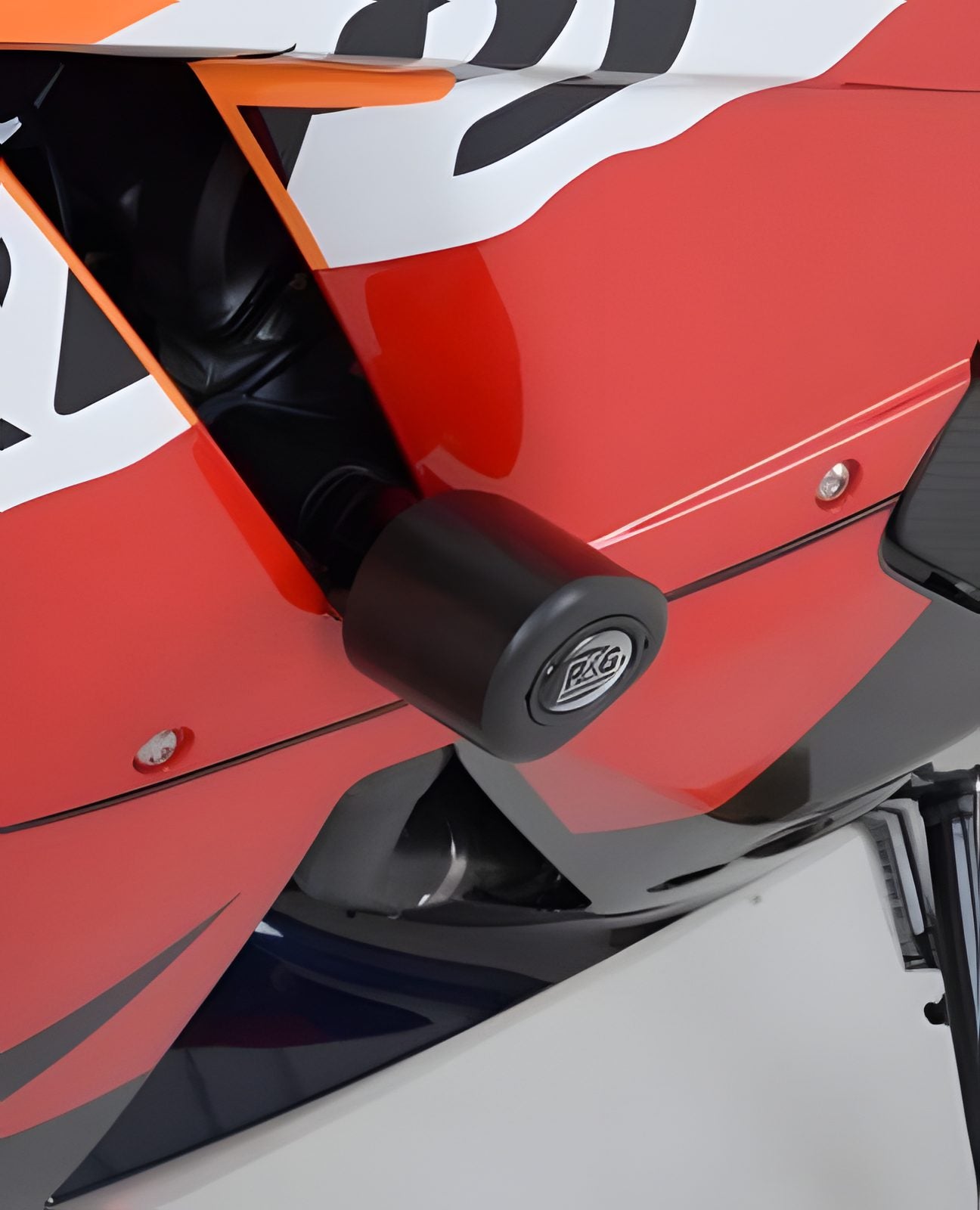 R&G PROTEZIONE TAMPONI AERO PER HONDA CBR 600 RR 2013 > 2016 NO MOD CP0339BL