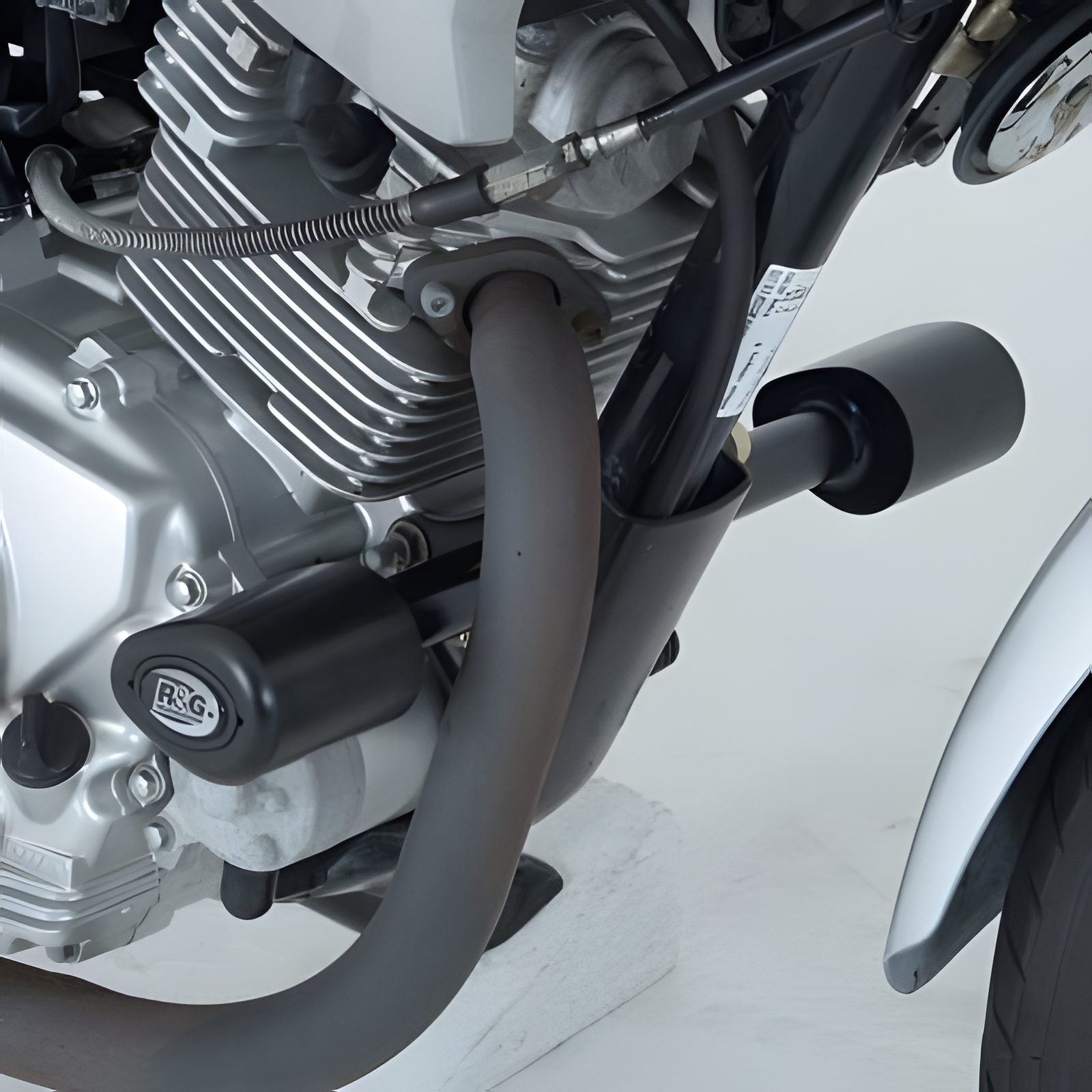 R&G PROTEZIONE TAMPONI ANTICADUTA AERO STYLE PER YAMAHA YBR 125 2000 > 2017