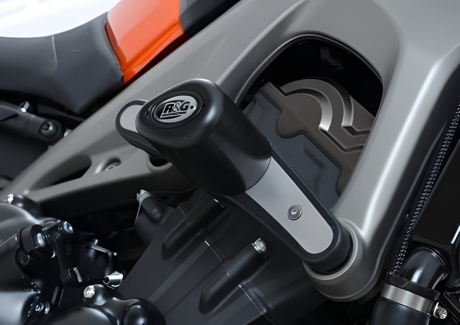 R&G PROTEZIONE TAMPONI AERO STYLE PER YAMAHA MT-09 FZ-09 2013 > 2020 CP0357BL