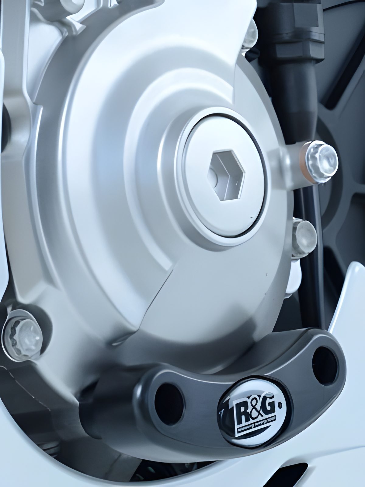 PROTEZIONE CARTER MOTORE R&G PER YAMAHA YZF R1 2015 > 2023 NERO ECS0094BK