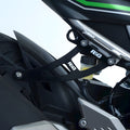 STAFFA SCARICO R&G PER KAWASAKI NINJA 125 2019 > 2023 NERO UNICO EH0090BK