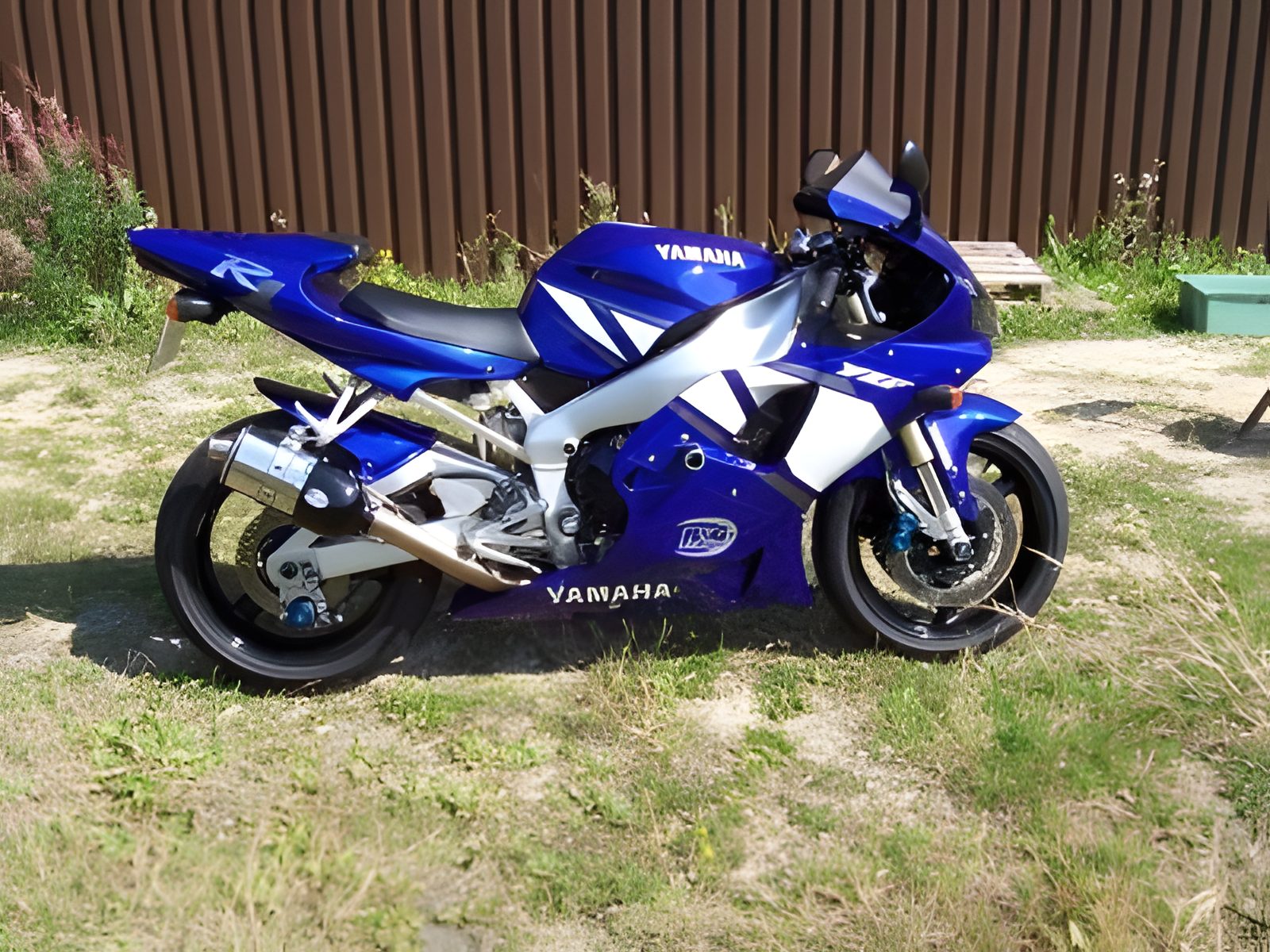 PROTEZIONI PERNO FORCELLA ANTER. COPPIA R&G PER YAMAHA YZF-R1 1998 > 2001 NERO