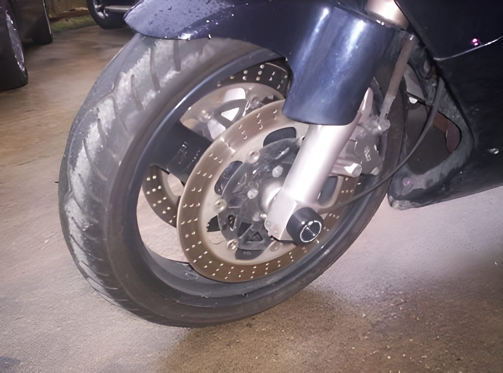 PROTEZIONI PERNO FORCELLA ANTERIORE COPPIA R&G PER KAWASAKI ZZR 1200 ALL YEARS