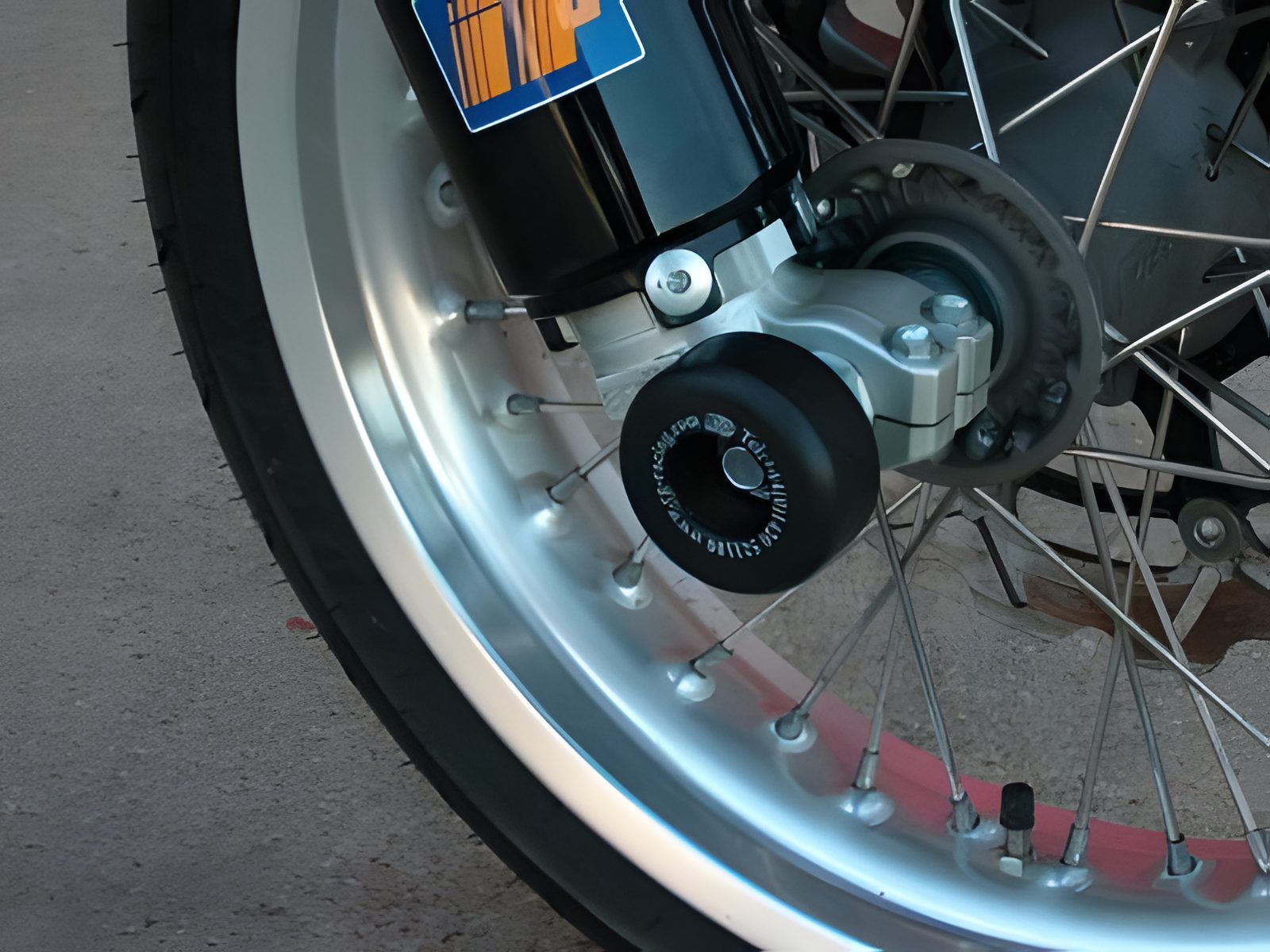 PROTEZIONI PERNO FORCELLA ANTERIORE COPPIA R&G PER APRILIA SXV 450 fino a 2007