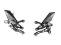 PEDANE REGOLABILI CON POGGIAPIEDE FISSO CAMBIO STANDARD LIGHTECH COMPATIBILE PER APRILIA TUONO V4 2011 2012 2013 2014 2015 2016 2017 NERO FTRAP004