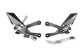 PEDANE REGOLABILI CON POGGIAPIEDE FISSO CAMBIO STANDARD / ROVESCIATO LIGHTECH COMPATIBILE PER HONDA CBR 1000 RR-R 2020 2021 2022 2023 NERO FTRHO011