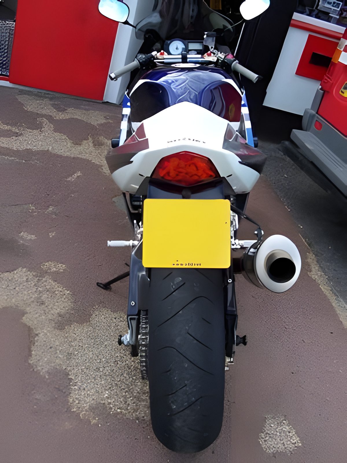 R&G PORTATARGA COMPATIBILE PER SUZUKI GSX-R1000 2003 2004 LP0007BK NERO