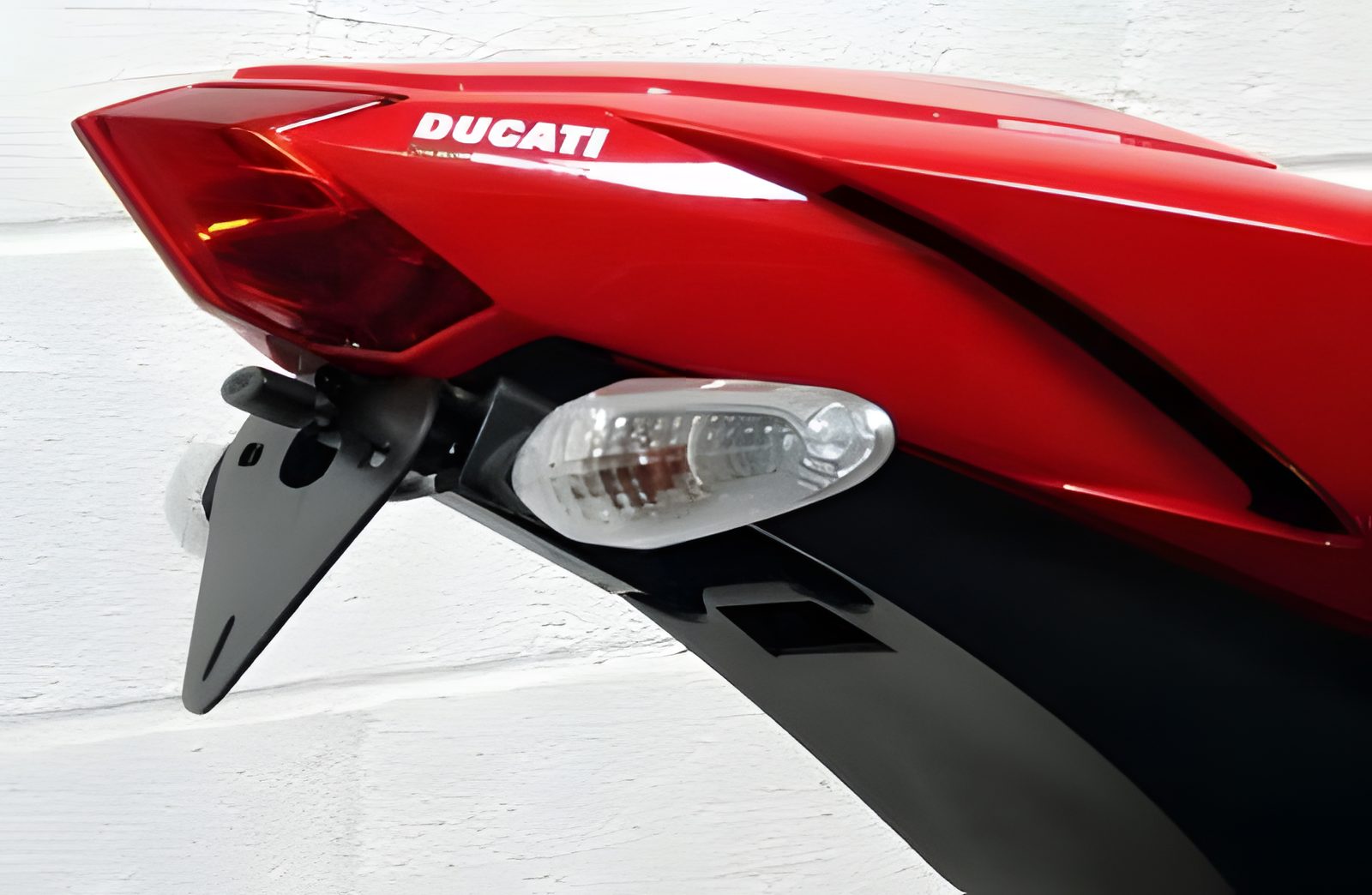 R&G PORTATARGA PER DUCATI STREETFIGHTER S 1098 2009 > 2013 LP0081BK NERO