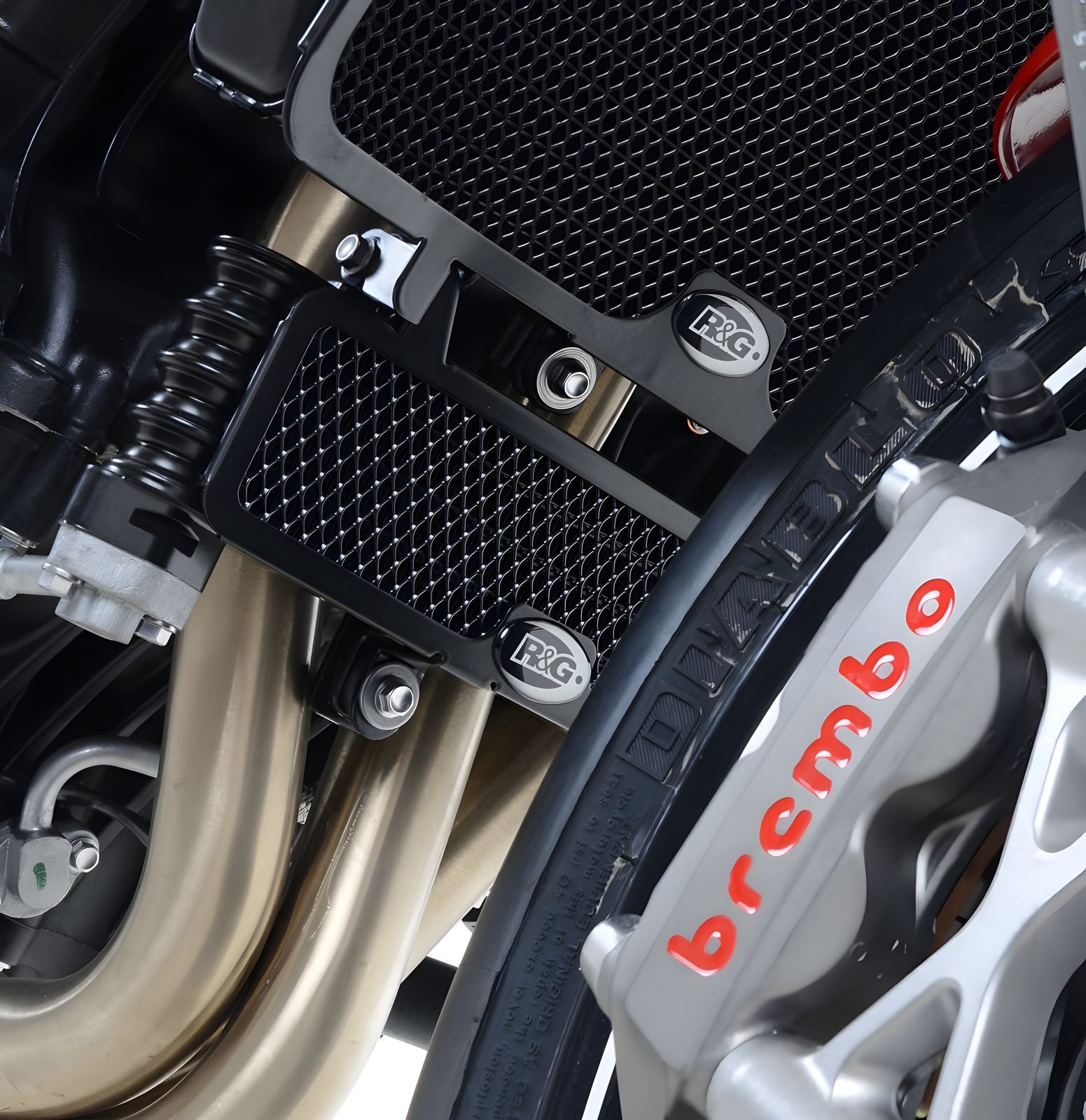 PROTEZIONE RADIATORE OLIO R&G PER TRIUMPH SPEED TRIPLE 2011 > 2015 NERO