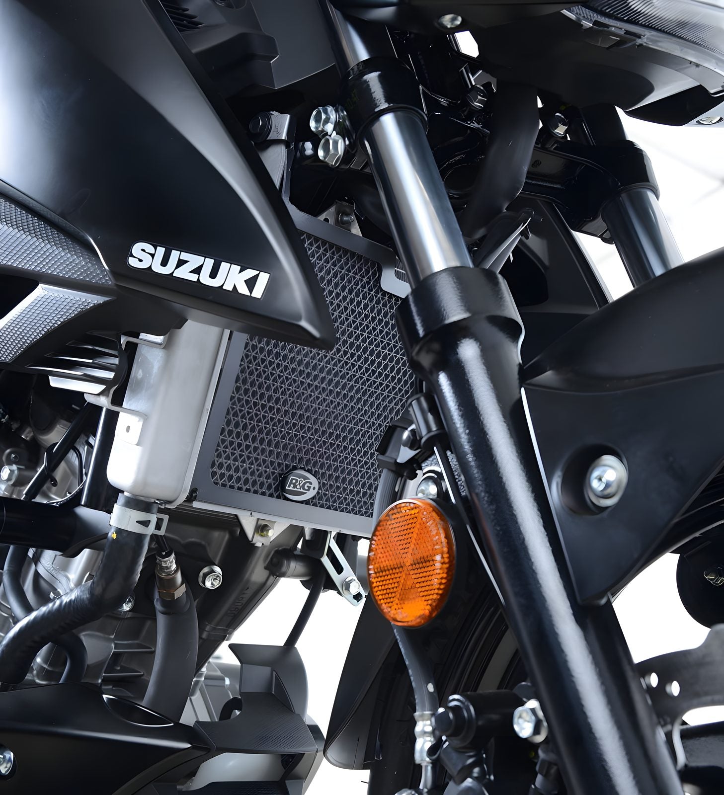 PROTEZIONE RADIATORE ACQUA R&G PER SUZUKI GSX-S 125 2017 > 2025 NERO RAD0225BK