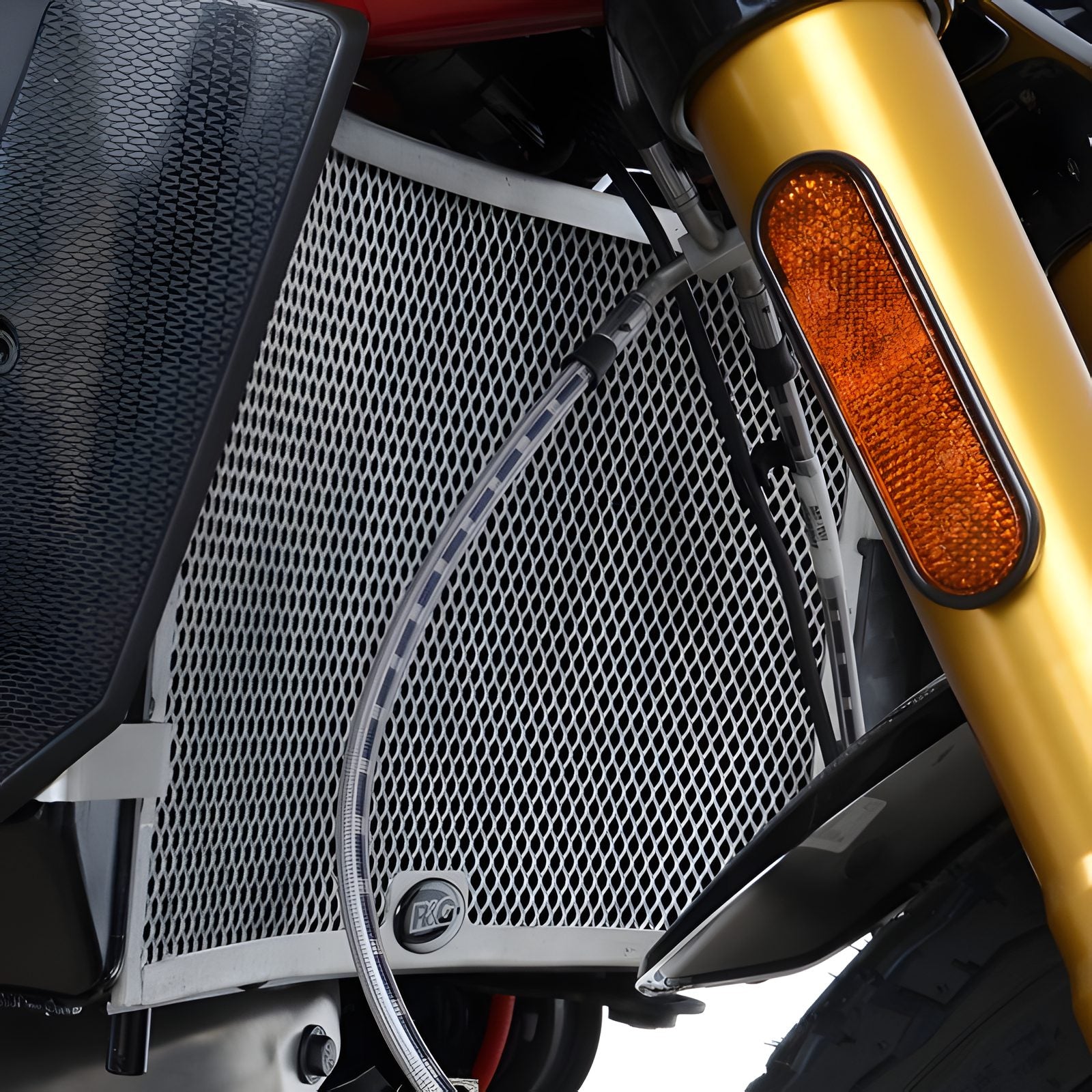 PROTEZIONE RADIATORE ACQUA R&G PER INDIAN FTR 1200/ S 2019 > 2025 NERO RAD0250BK
