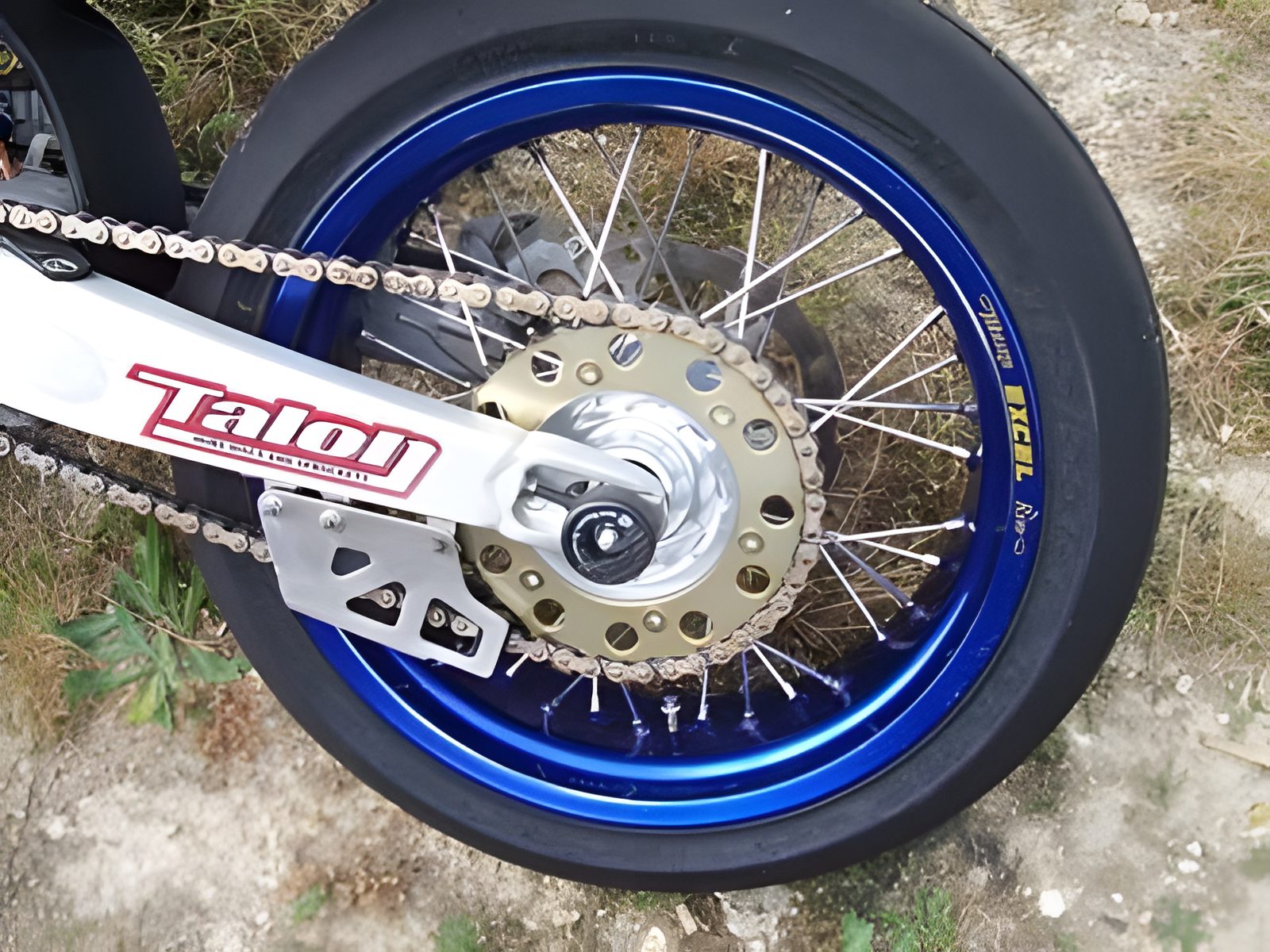 R&G PROTEZIONE FORCELLONE COMPATIBILE PER YAMAHA YZ 400 F COPPIA NERO SP0003BK