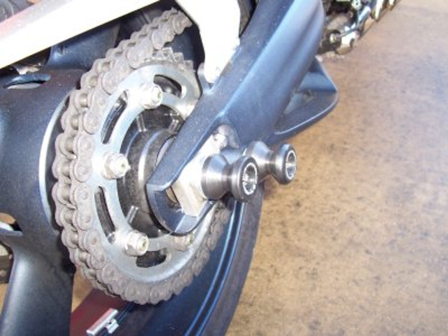 R&G PROTEZIONI FORCELLONE PER YAMAHA MT 01 TUTTI GLI ANNI SS0015BK PAIR