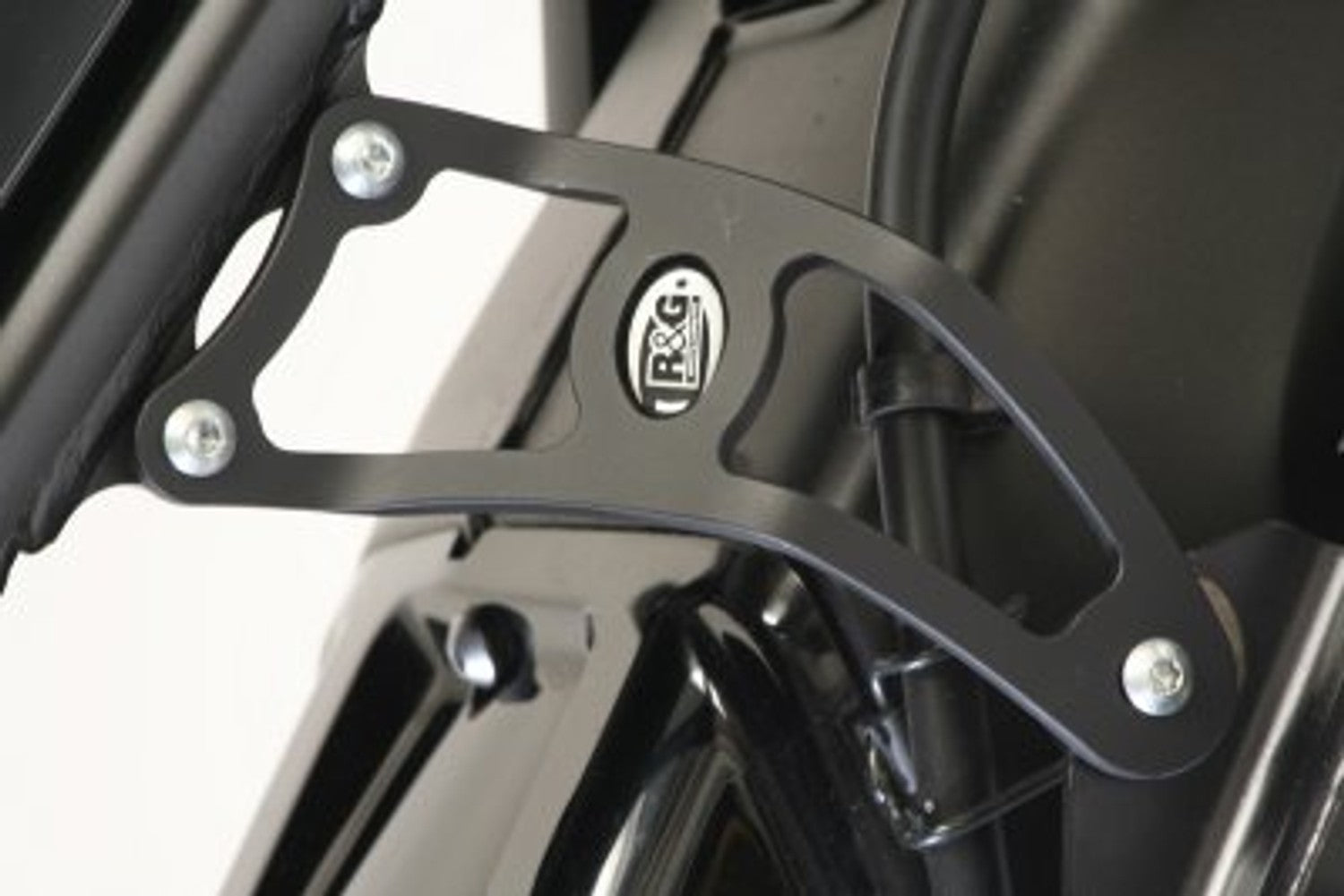STAFFA PER SCARICO R&G COMPATIBILE PER YAMAHA FZ1-N 2006 > 2016 NERO UNICO
