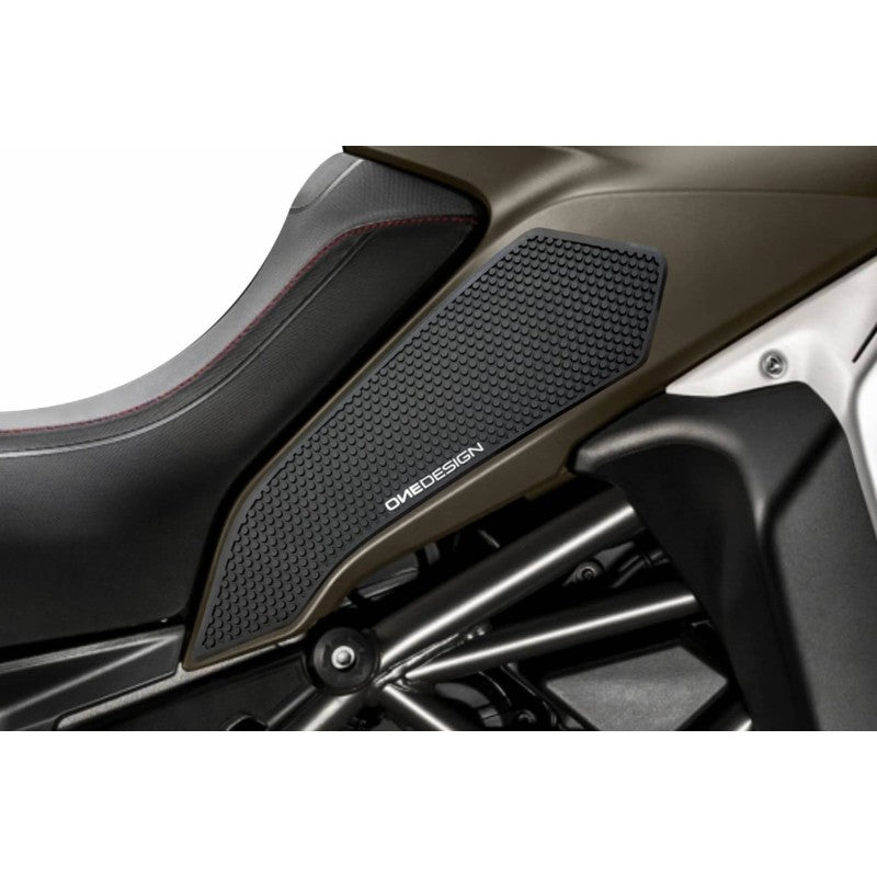 COPPIA ADESIVI SERBATOIO SPECIFICO LATERALE PUIG COMPATIBILE PER DUCATI MULTISTRADA 1260 ENDURO 2019 > 2020 NERO COPPIA 20070N