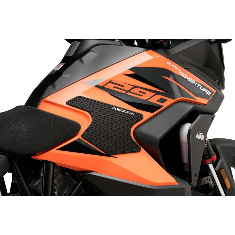 COPPIA ADESIVI SERBATOIO SPECIFICO LATERALE PUIG COMPATIBILE PER KTM SUPER ADVENTURE 1290 R/S 2021 > 2024 NERO COPPIA 20798N