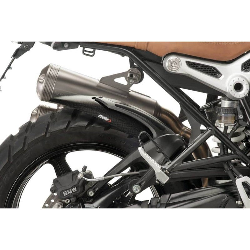 PARAFANGO POSTERIORE PUIG COMPATIBILE PER BMW R NINE T 1200 SCRAMBLER 2021 > 2024 CARBON LOOK 9464C