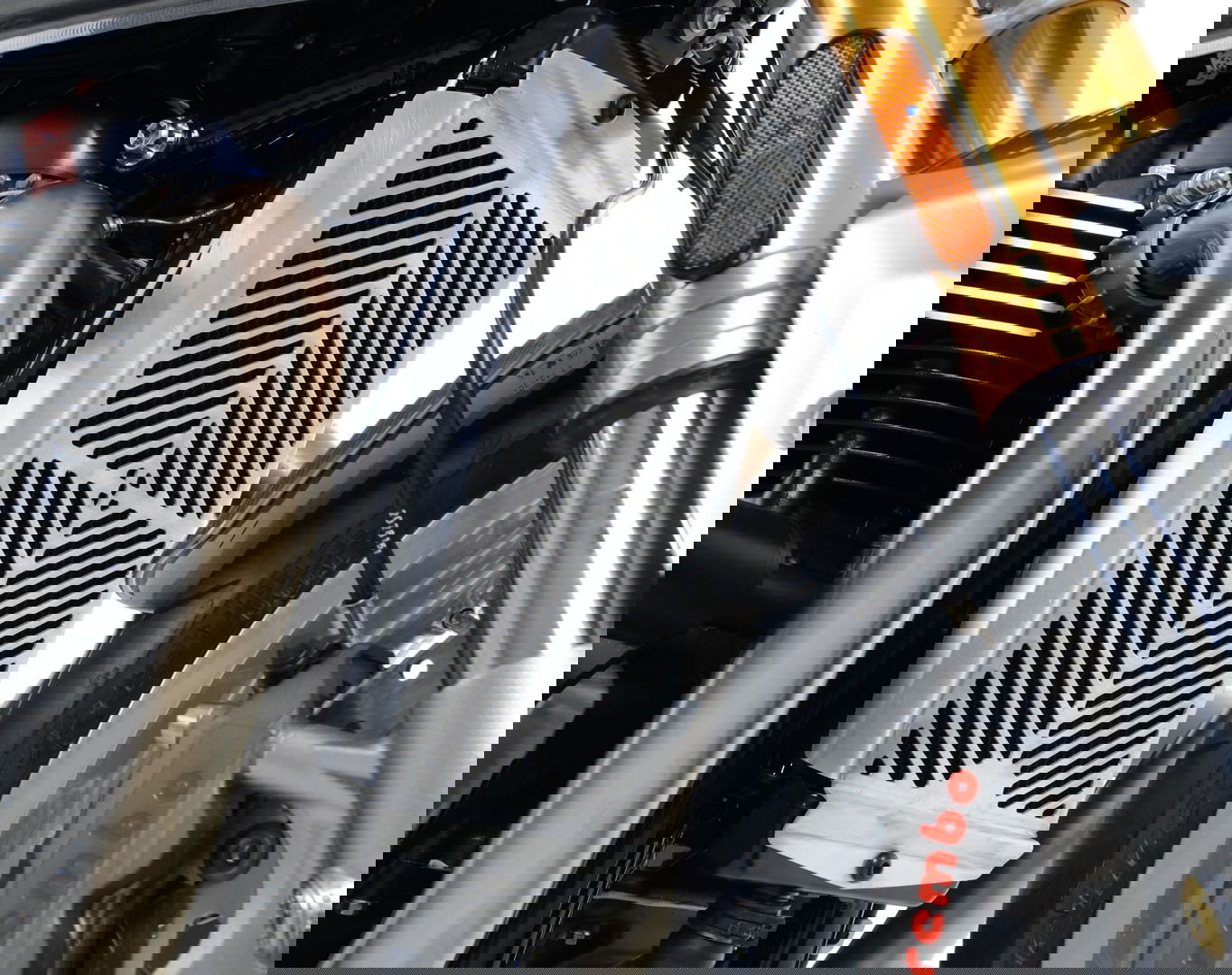 PROTEZIONE RADIATORE ACCIAIO R&G PER TRIUMPH STREET TWIN 2016 > 2018 NERO